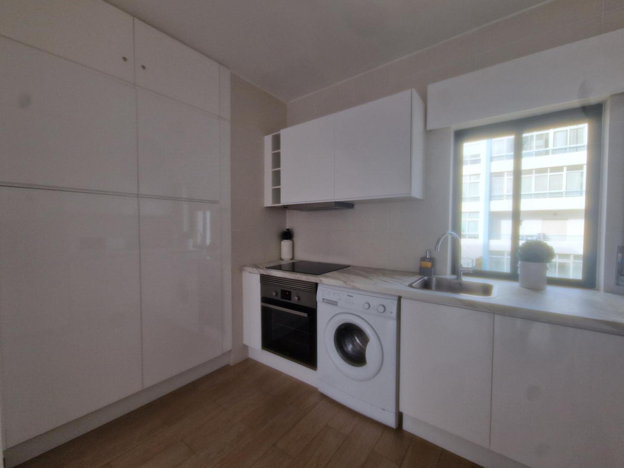 Avenida Mar 1 - Ar-Condicionado, Wifi E 200Mts Da Praia Quarteira Exteriör bild